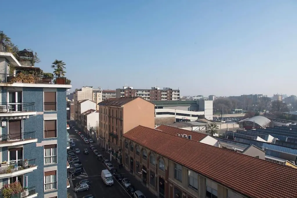 Design District Youhosty - Via Savona Apartment Milan Italy